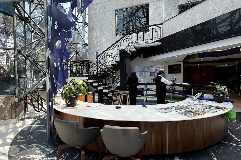 WeEnjoy Hotels Aeropuerto CDMX