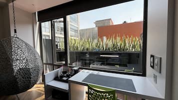 Suite | 1 bedroom, in-room safe, desk, soundproofing