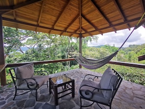 Deluxe Room | Balcony