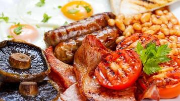 Daily buffet breakfast (GBP 18.00 per person)
