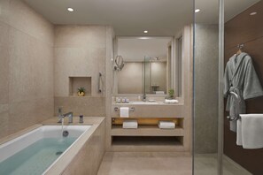 Free toiletries, hair dryer, bathrobes, slippers - Hyatt Centric Janakpuri New Delhi (New Delhi)
