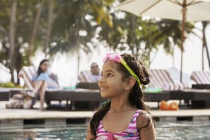 Outdoor pool, pool umbrellas