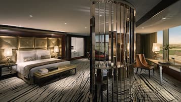 Duplex Presidential Suite Two Bedroom | 1 室のベッドルーム、高級寝具、セーフティボックス (室内)、デスク