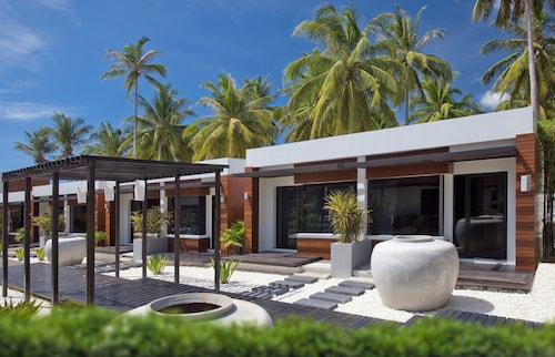 Aava Resort And Spa