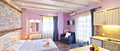 Superior Suite Sea View (Up to 3) | Egyptian cotton sheets, premium bedding, down duvets, in-room safe