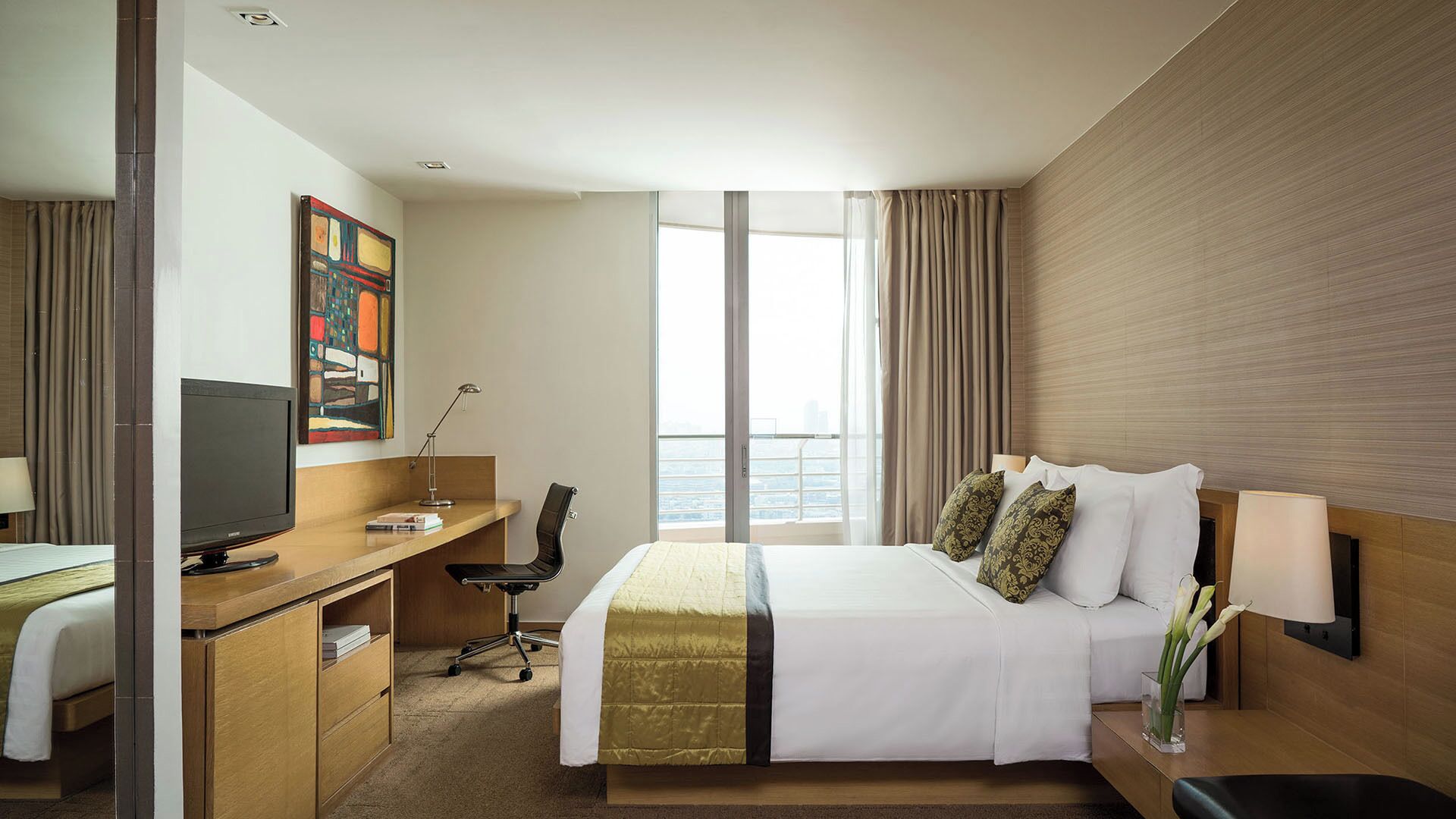 เครื่องนอนระดับพรีเมียม, ผ้านวมขนเป็ด, เตียงพร้อมฟูกเสริมที่นอน