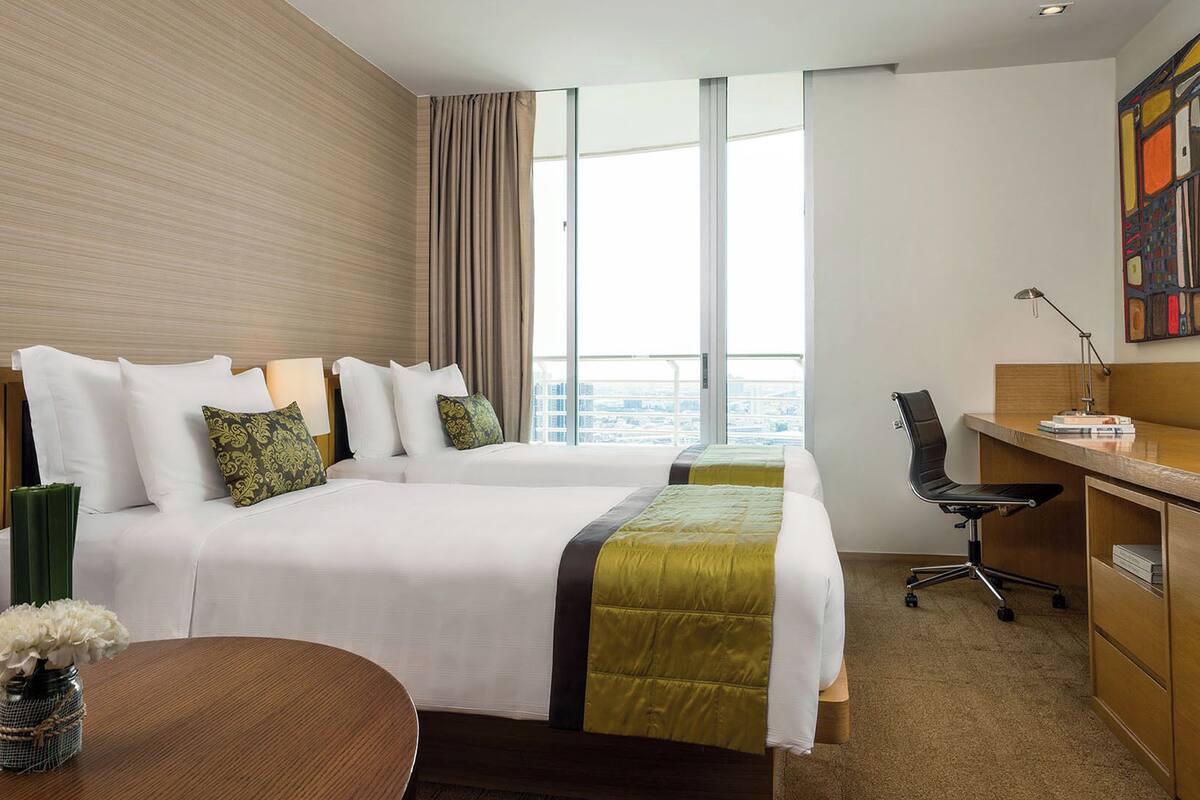 Hochwertige Bettwaren, Daunenbettdecken, Pillowtop-Betten, Minibar