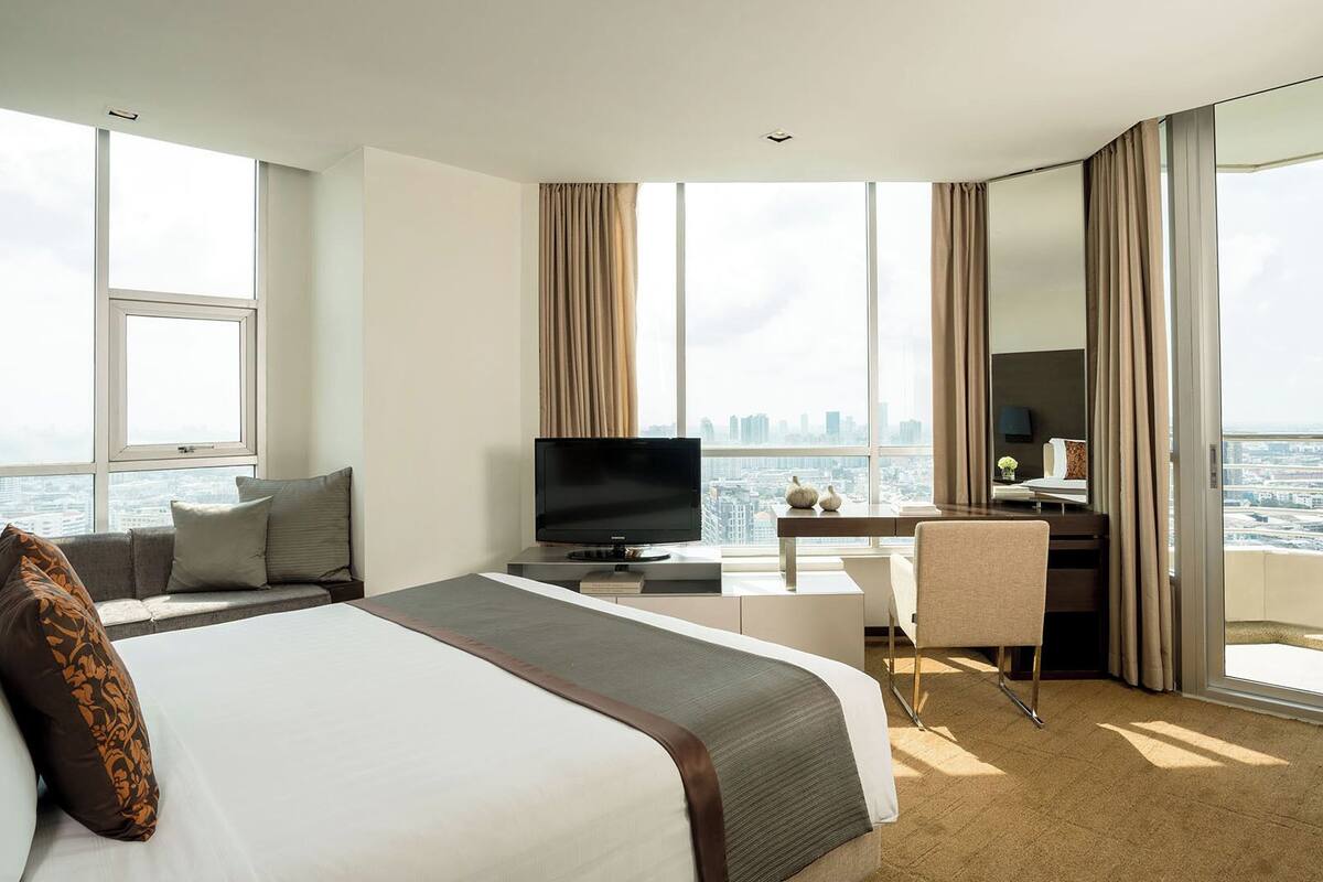 Hochwertige Bettwaren, Daunenbettdecken, Pillowtop-Betten, Minibar