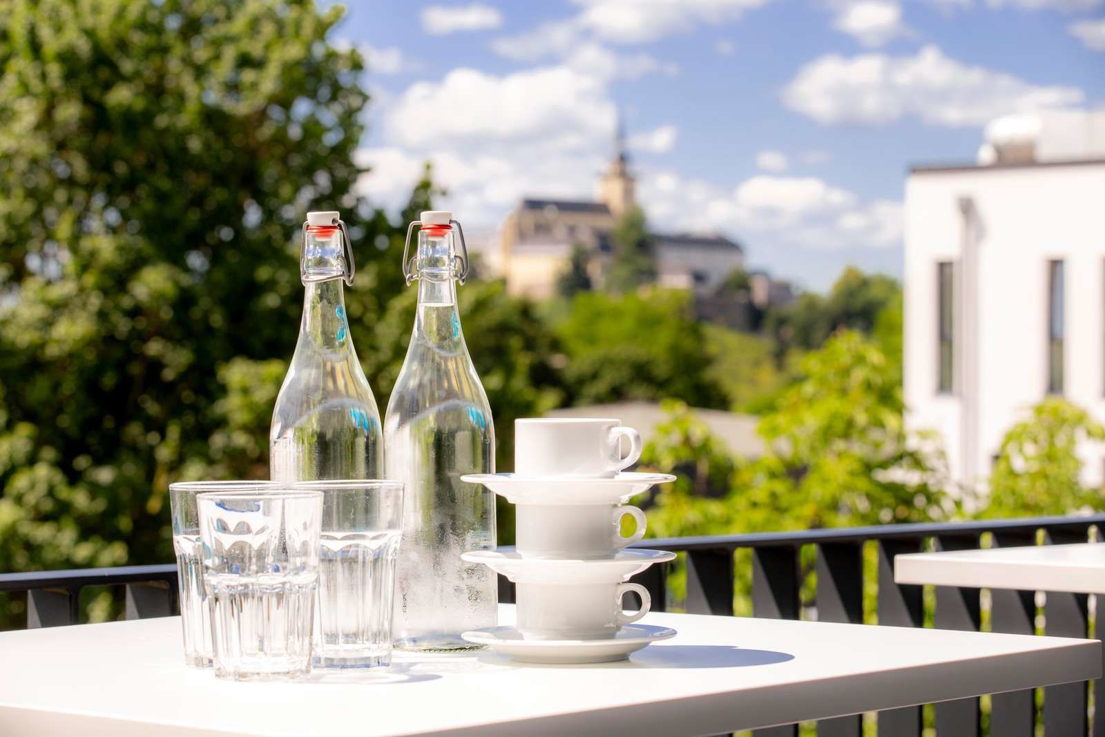 suite | balcony view