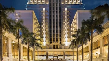 Outdoor pool, pool umbrellas, pool loungers