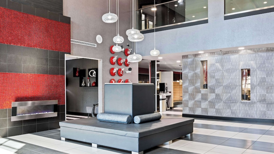 Comfort Suites Williamsburg Historic Area