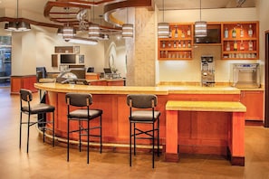 Bar (on property) - Hyatt Place Madison Downtown (Madison)