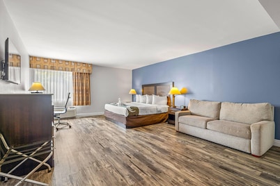 Quality Inn & Suites Tampa-Ybor City