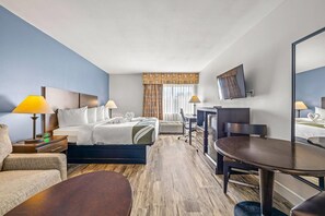 Suite, Non Smoking | Desk, iron/ironing board, rollaway beds, free WiFi
