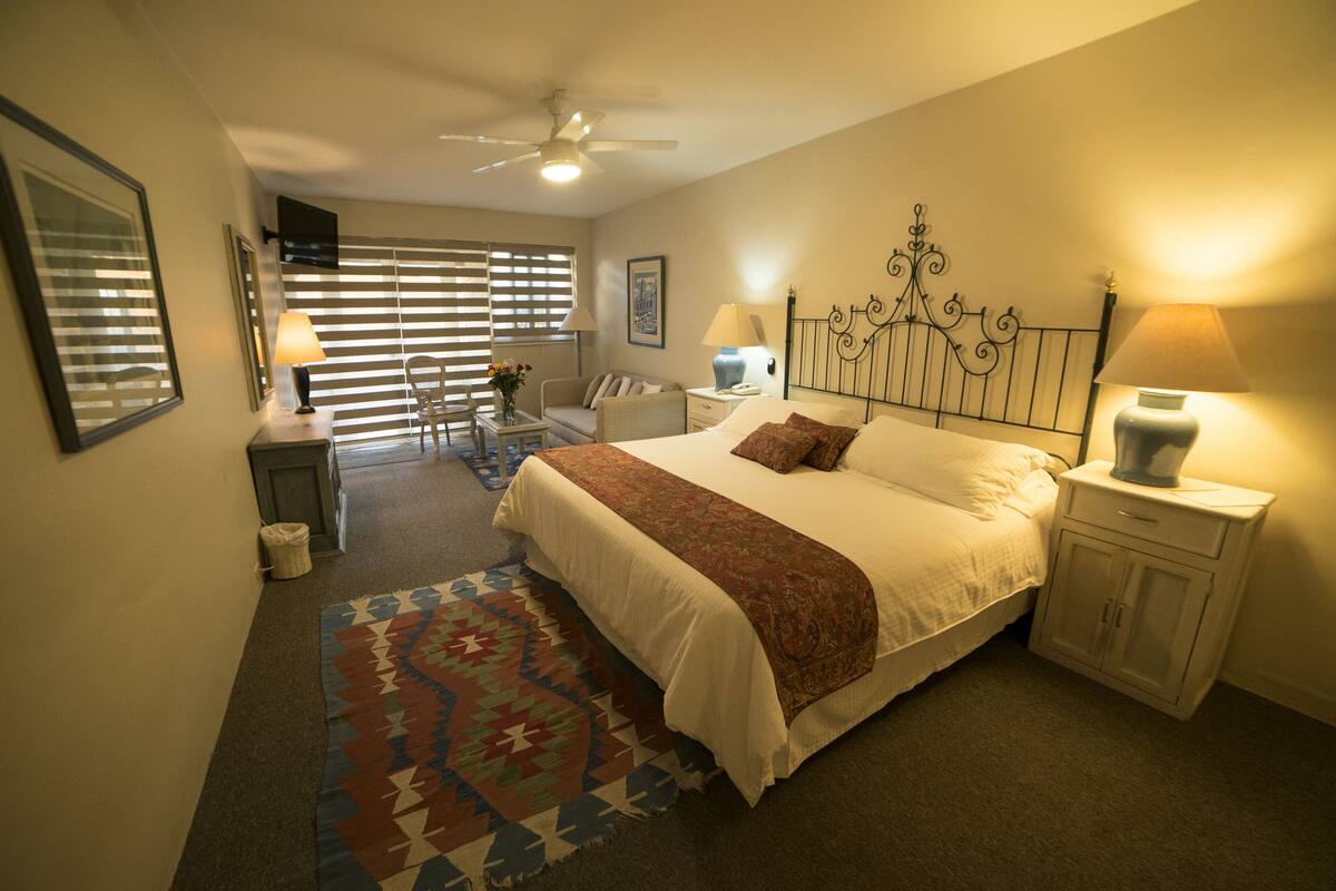 Room (La Rosa) | In-room safe, iron/ironing board (on request), free WiFi