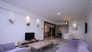 Premier Suite, 3 Bedrooms, 2 Bathrooms, Partial Sea View | Living room