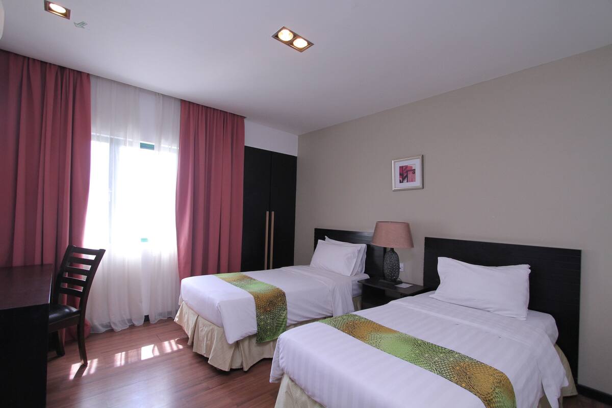 Iron/ironing board (on request), rollaway beds (surcharge), WiFi (free)