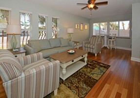 Condo, 2 Bedrooms, Kitchen | Living area | 39-inch flat-screen TV with cable channels, TV, DVD player