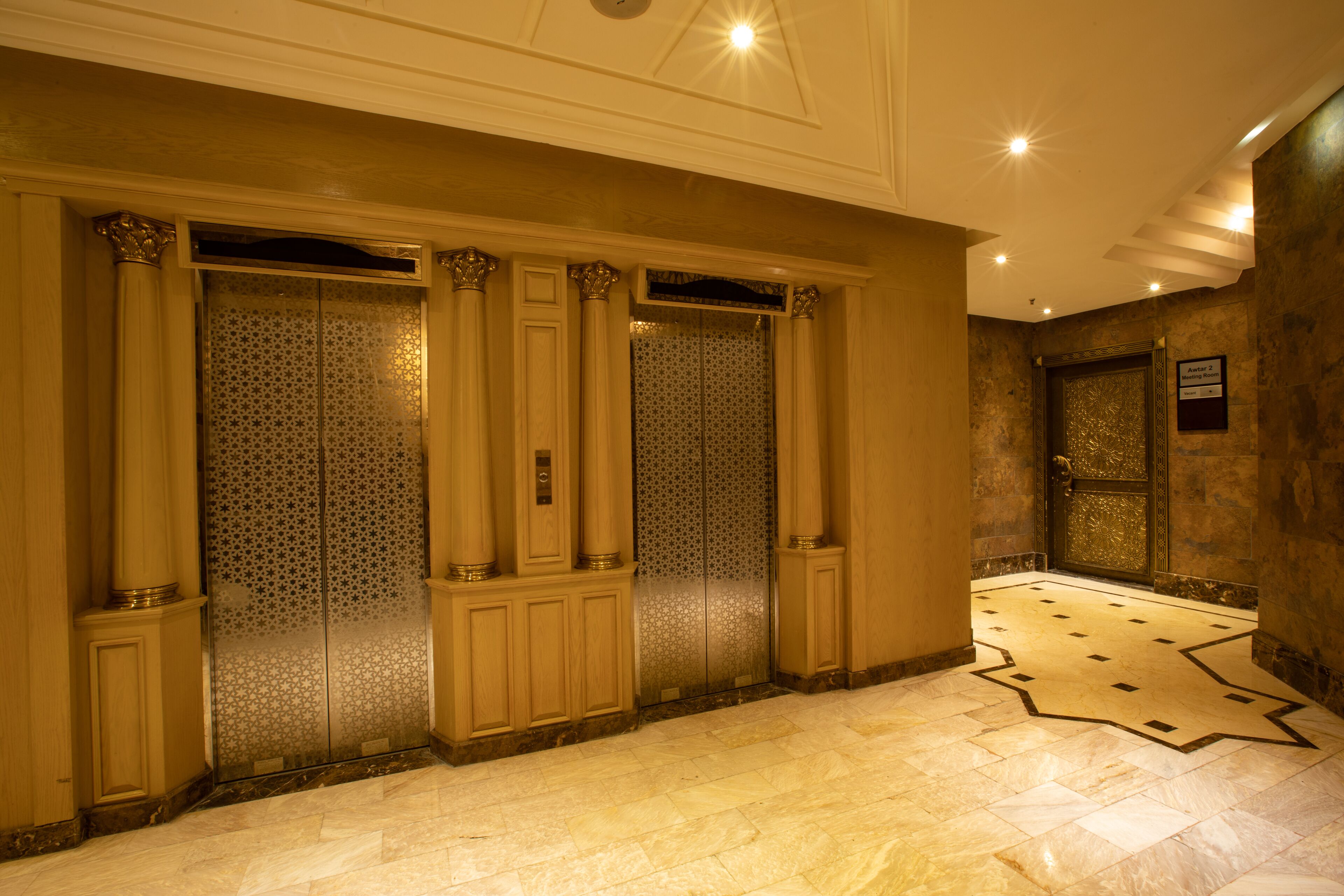 Photo - Bristol Hotel