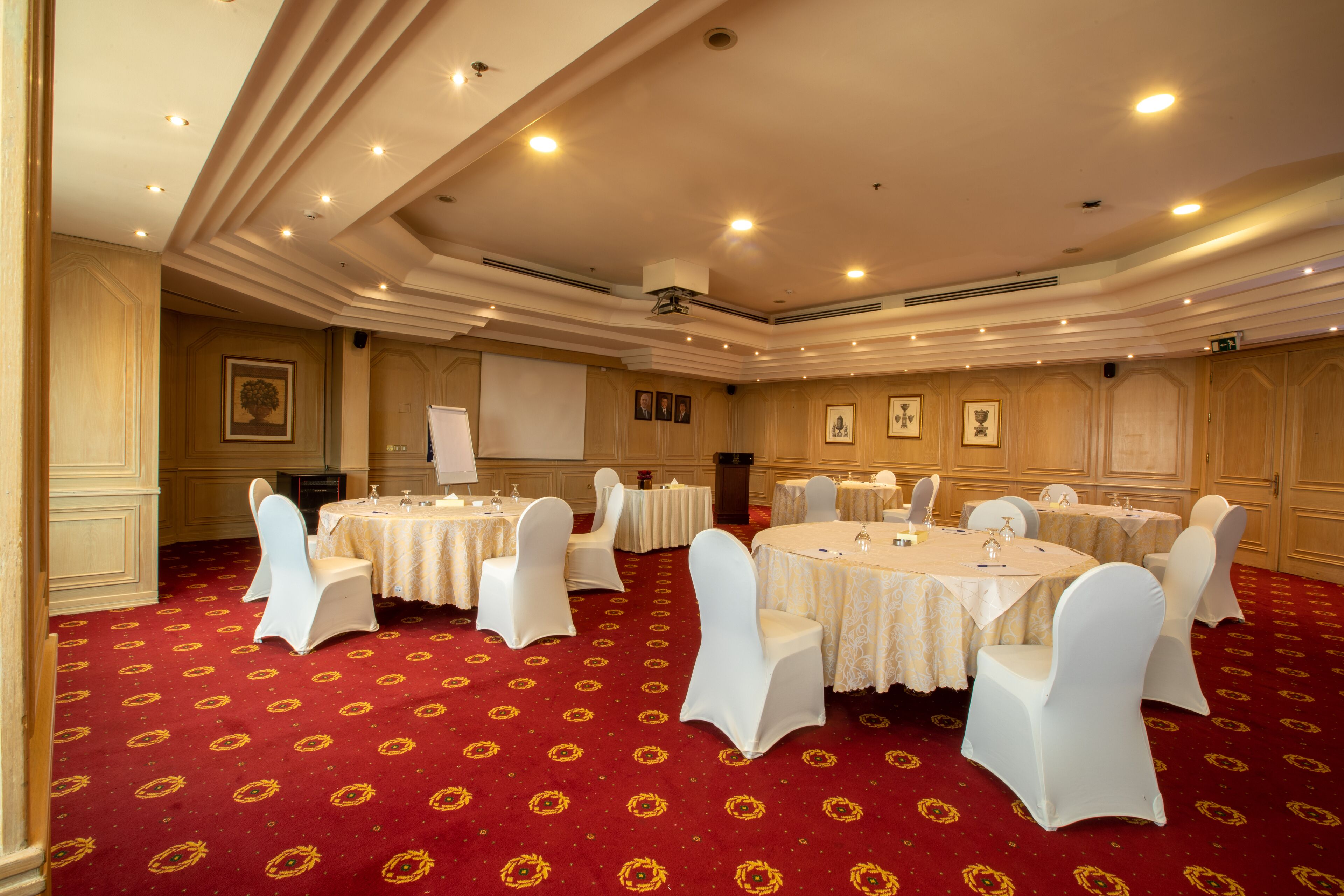 Photo - Bristol Hotel