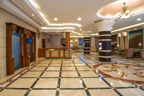 Lobby - Bristol Hotel (Amman)