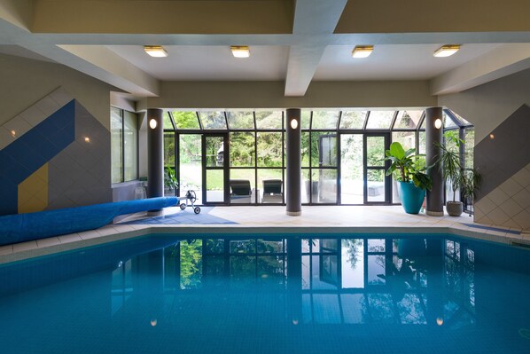 Indoor pool - Villa Zakamycze Airport (Krakow)