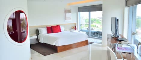 Panaromic Suite | 1 bedroom, premium bedding, pillow-top beds, minibar