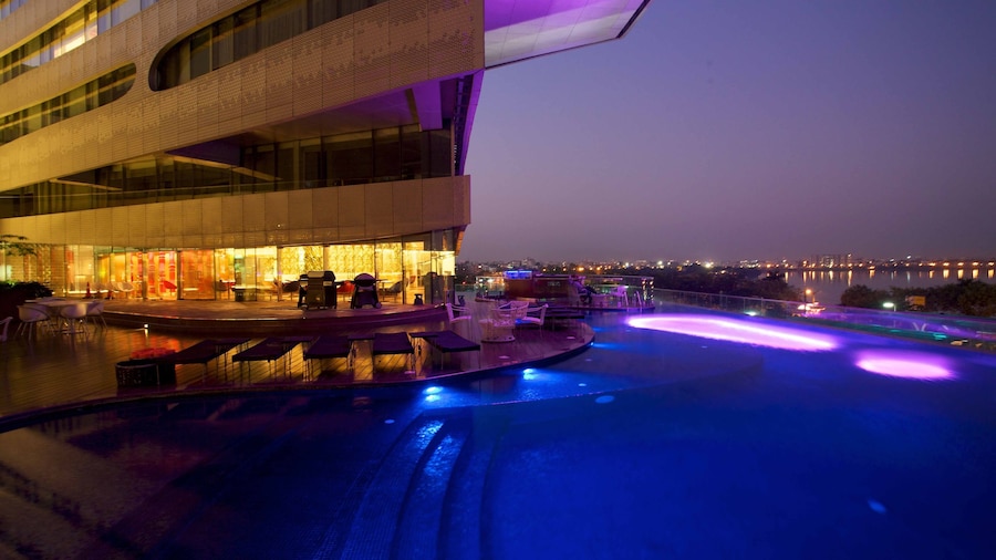 公园海德拉巴酒店