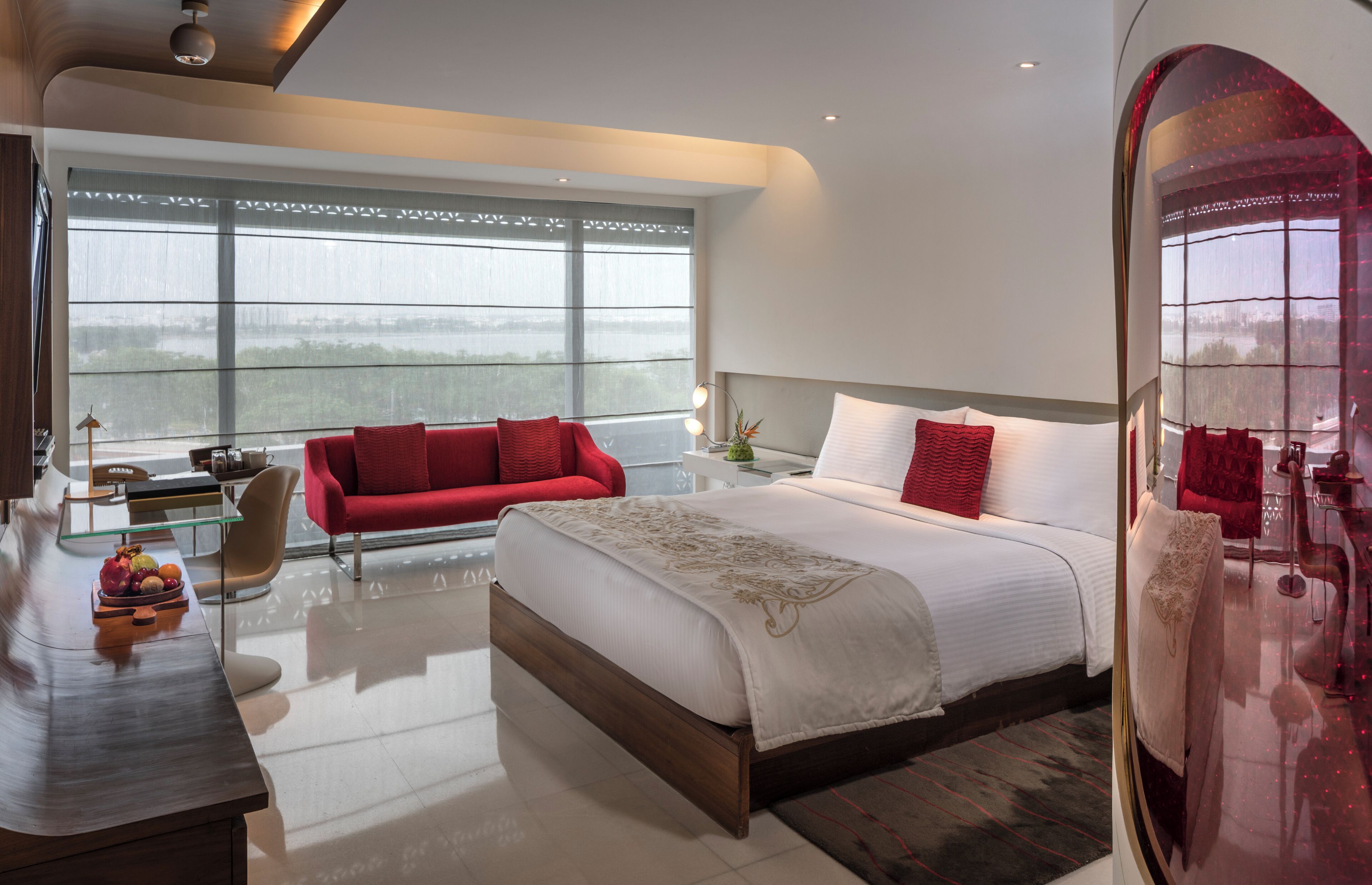 Lake view room