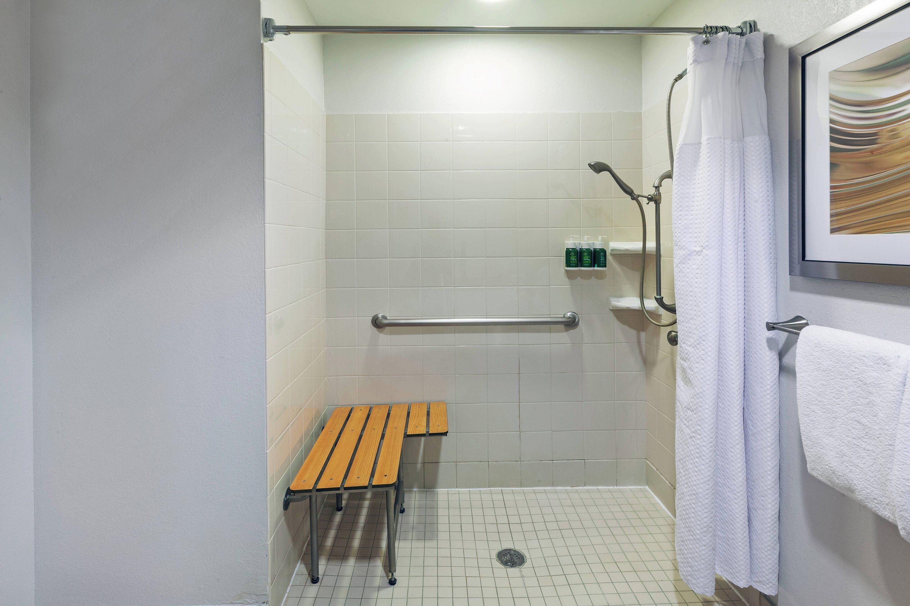 combined shower/bathtub, free toiletries, hair dryer, towels