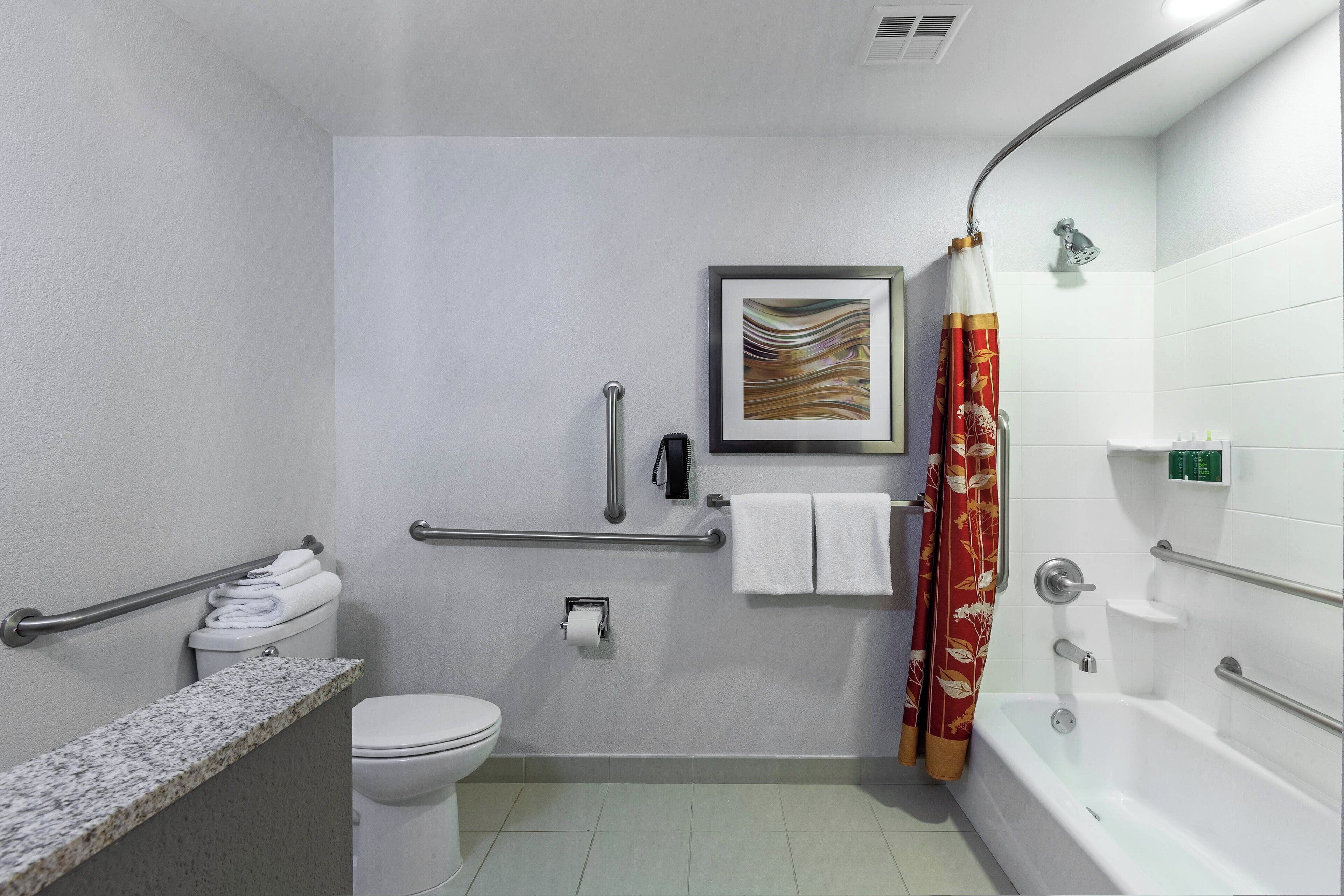 combined shower/bathtub, free toiletries, hair dryer, towels