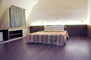 In-room safe, free wired Internet - Taichung Good Ground Hotel (Taichung)