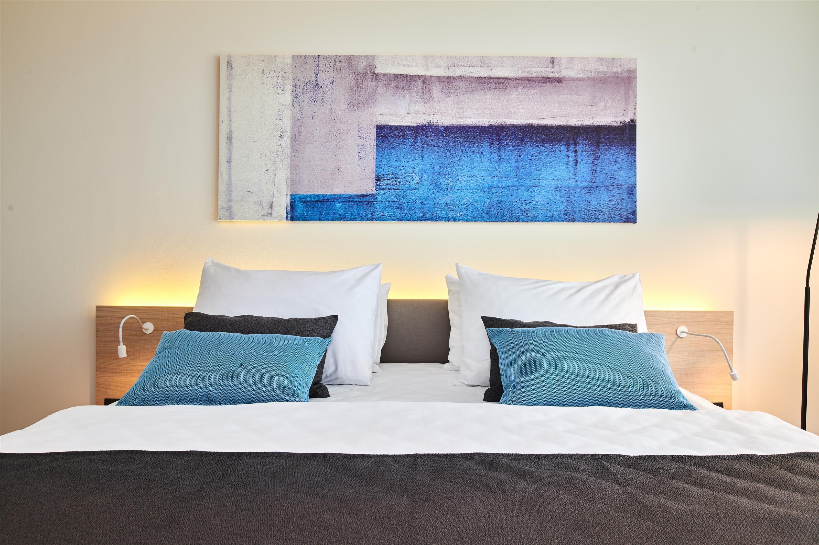 superior room with balcony sea side | minibar, in-room safe, blackout curtains, free cots/infant beds