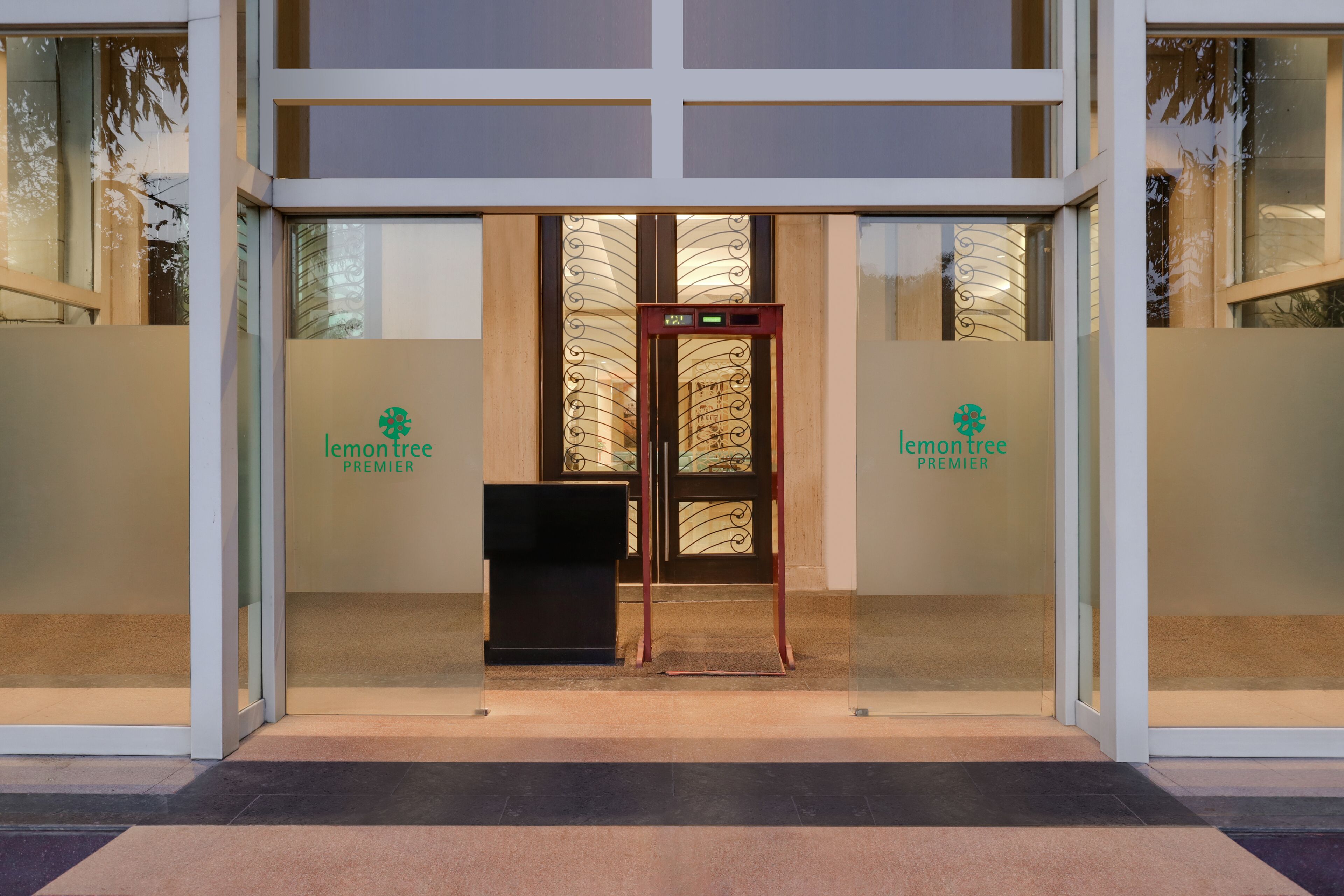 Foto - Lemon Tree Premier 2, Sector 29 Gurugram