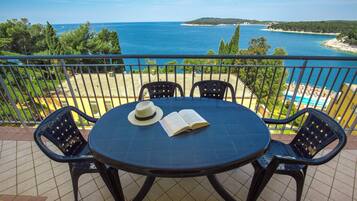 Two bedroom apartment (5+2) - sea view | Balcony view