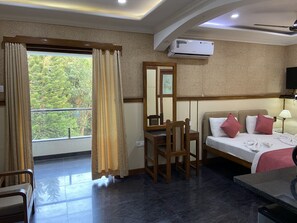Executive Room With Balcony | Balcony view