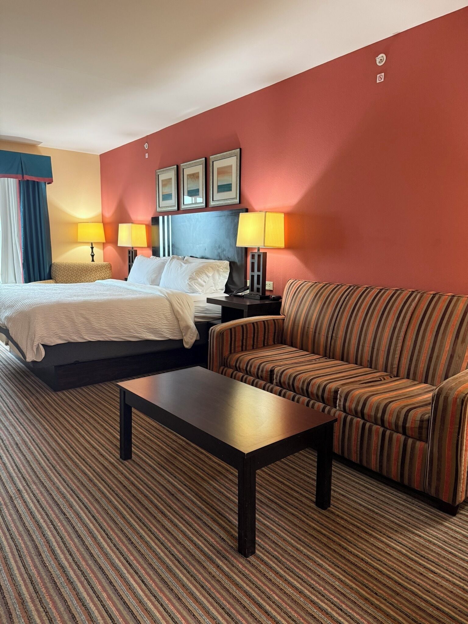 Standard Room, 1 King Bed with Sofa bed | In-room safe, desk, iron/ironing board, free cots/infant beds