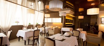 Jumbo Hotel