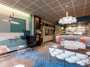 Bar (on property) - ibis Styles Bordeaux Meriadeck (Bordeaux)