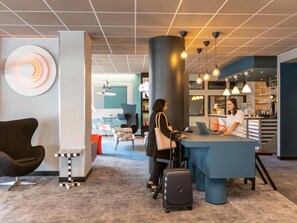 Exterior - ibis Styles Bordeaux Meriadeck (Bordeaux)