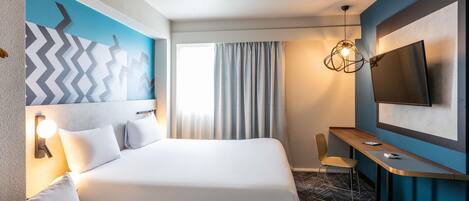 Superior Room, 1 Queen Bed with Sofa bed | Individually decorated, individually furnished, desk, blackout drapes