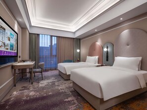 迷你吧贈品、房內夾萬、書桌、遮光窗簾/窗簾