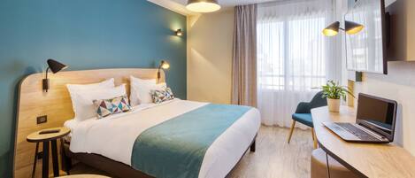 Studio | Een bureau, geluiddichte muren, een strijkplank/strijkijzer, gratis wifi