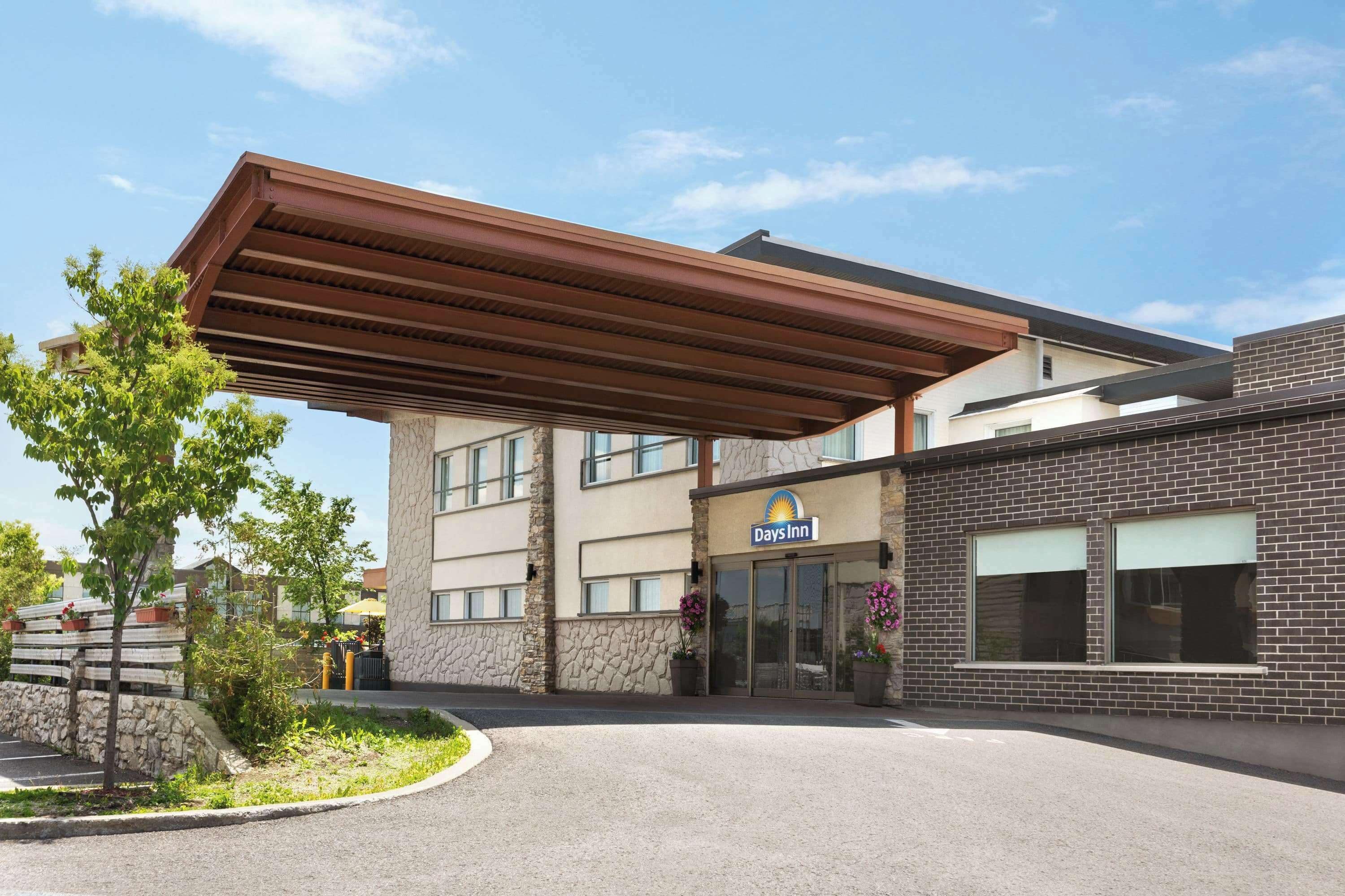 Foto - Days Inn by Wyndham Montreal East