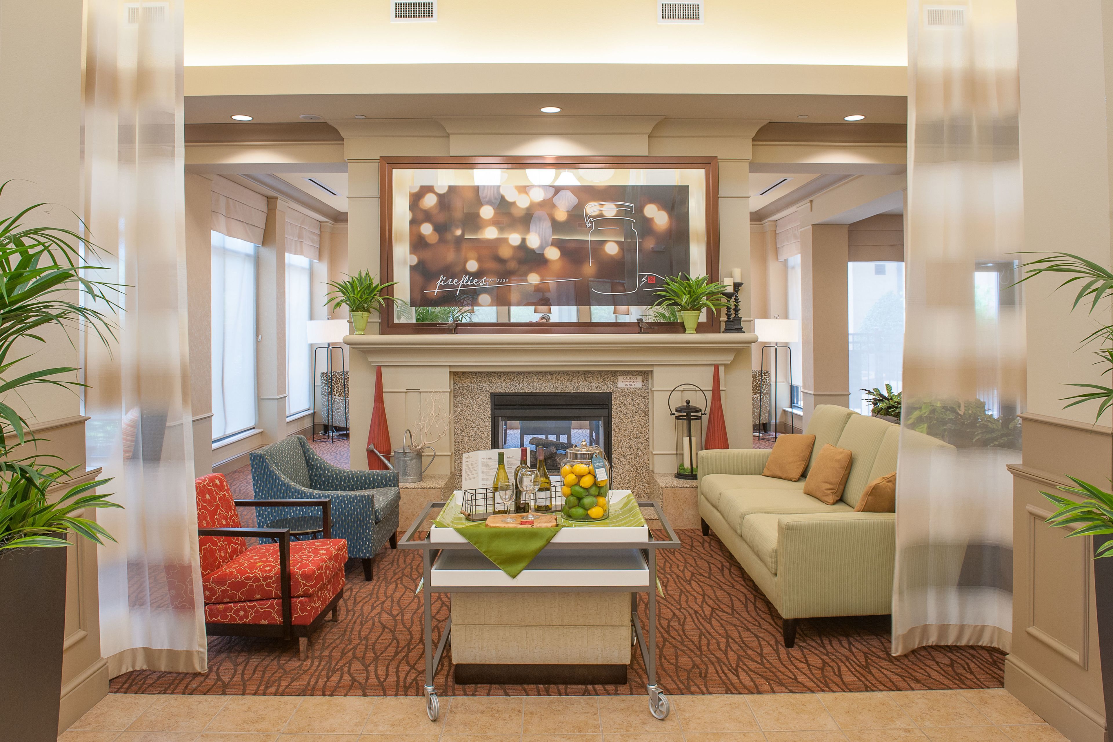 37-inch flat-screen tv with cable channels, tv, mp3 dock