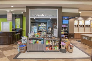Snack bar - Hilton Garden Inn Pensacola Airport - Medical Center (Pensacola)