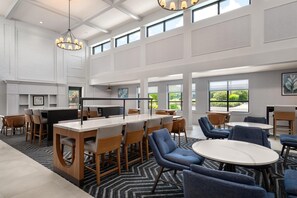 Lobby - Homewood Suites by Hilton Newtown - Langhorne, PA (Newtown)