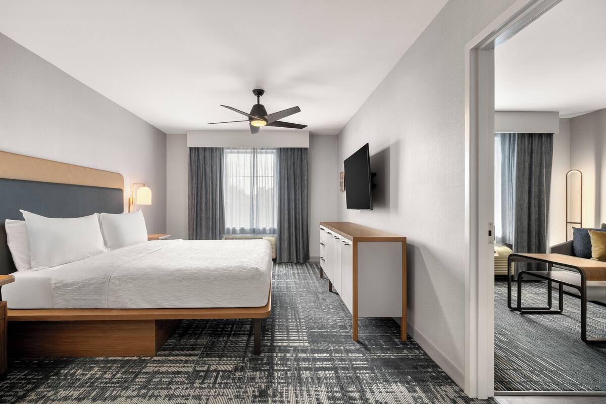 Suite, 2 Bedrooms | Premium bedding, in-room safe, laptop workspace, blackout curtains