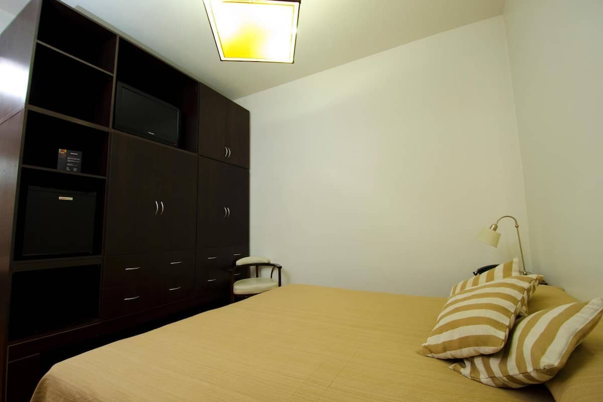 Desk, iron/ironing board, free WiFi, bed sheets