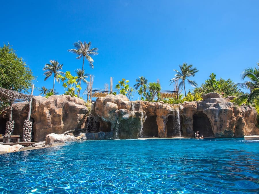 Couples treatment rooms, steam room, body treatments, aromatherapy